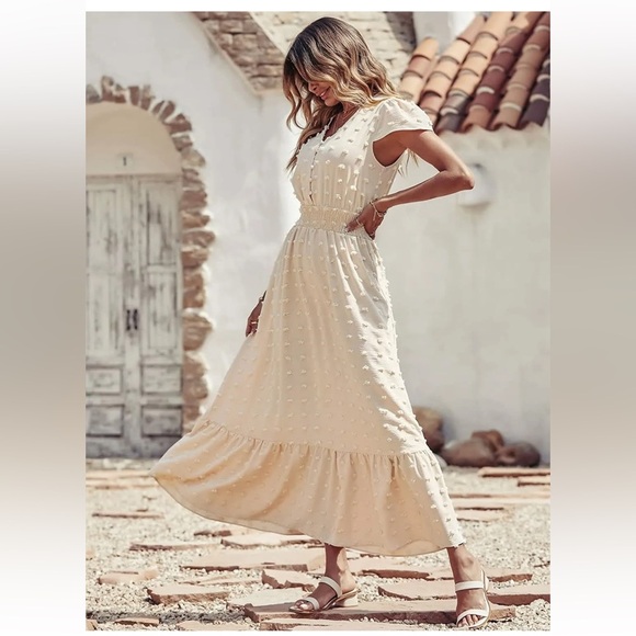 PRETTYGARDEN Women's Boho Dress Short Sleeve V Neck Swiss Dot Ruffle Tiered Maxi - Picture 11 of 16